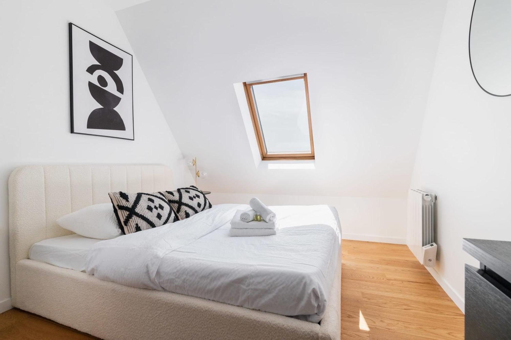 2 Pieces Refait A Neuf Dernier Etage - Paris 19 - 4P - Flat-Guest Apartment Екстериор снимка