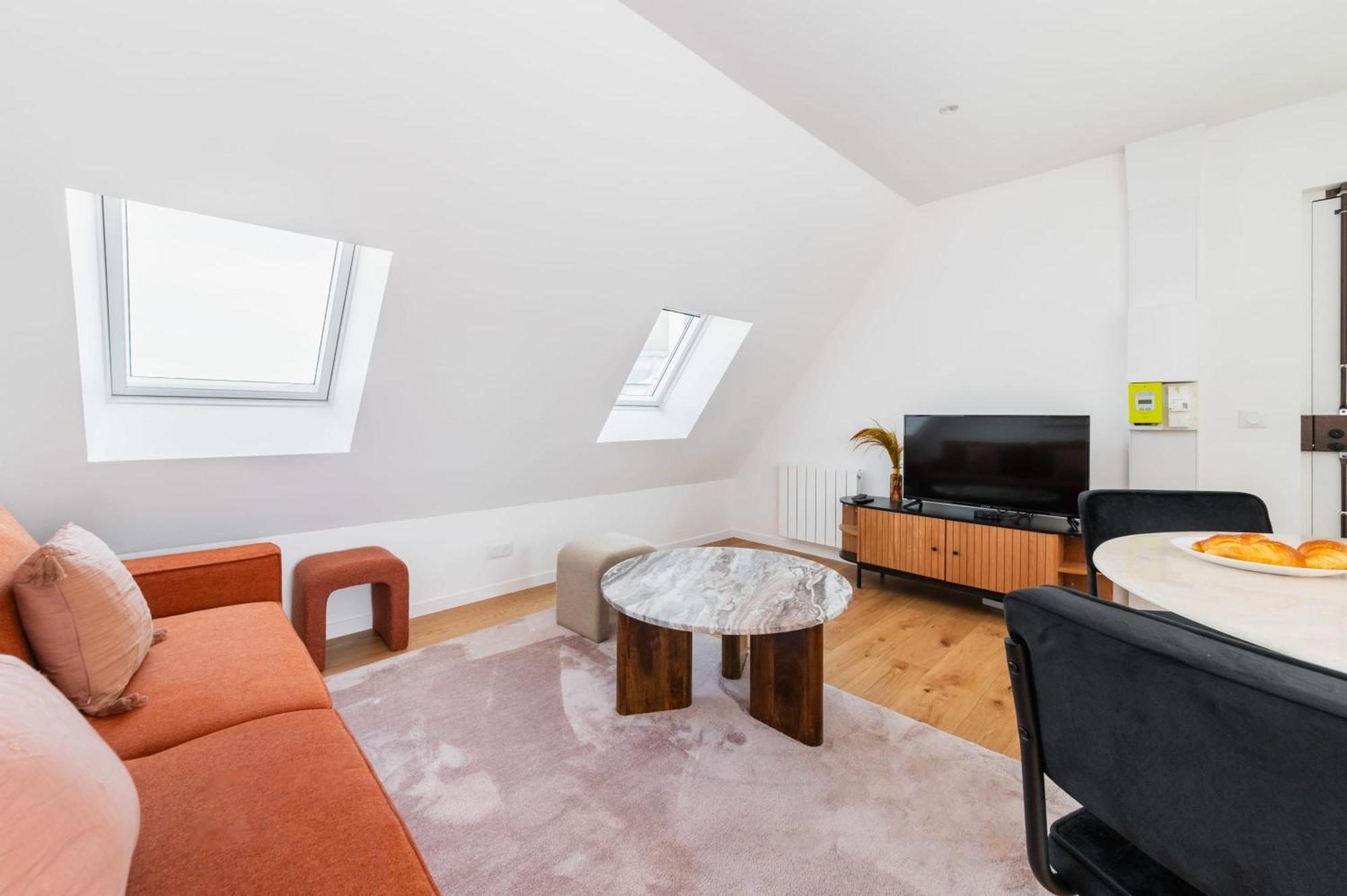 2 Pieces Refait A Neuf Dernier Etage - Paris 19 - 4P - Flat-Guest Apartment Екстериор снимка