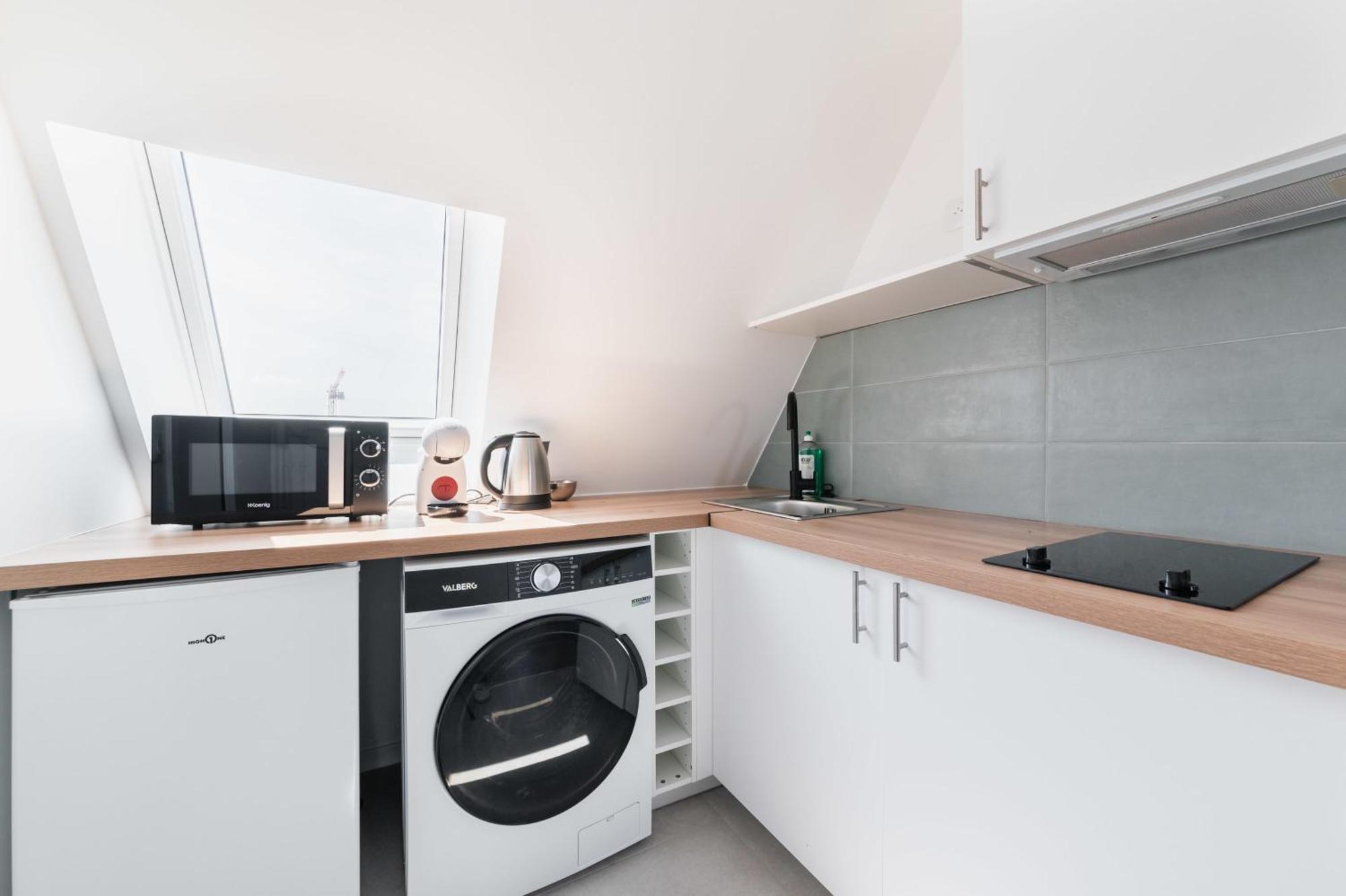 2 Pieces Refait A Neuf Dernier Etage - Paris 19 - 4P - Flat-Guest Apartment Екстериор снимка